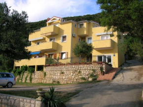 Apartments with a parking space Supetarska Draga - Gornja, Rab - 13645